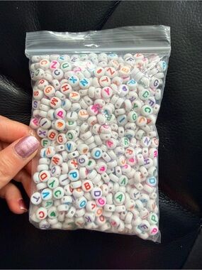 1000pc Mixed Alphabet Beads Set for Friendship Bracelets